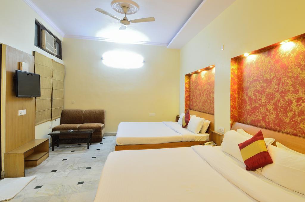 Hotel Roopa International Amritsar Ngoại thất bức ảnh